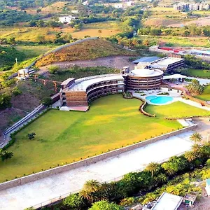 3* Hotel Seasons Park