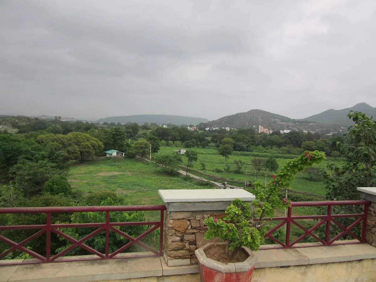 Devra Udaipur Hotel